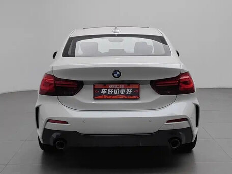 2023 BMW 1 серии 120i III (F52) Рестайлинг, белый, 1850000 рублей, вид 4