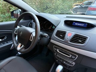 2010 Renault Fluence I, чёрный, 550000 рублей, вид 5