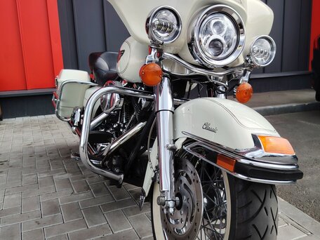 2003 Harley-Davidson Electra Glide, белый, 750000 рублей, вид 2