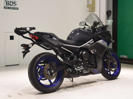 2014 Yamaha XJ6 (FZ6R), серый, 650000 рублей, вид 5