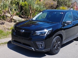 2021 Subaru Forester V, чёрный, 2995000 рублей, вид 3