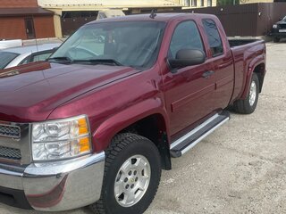 2012 Chevrolet Silverado II (GMT900), пурпурный, 2080000 рублей, вид 3