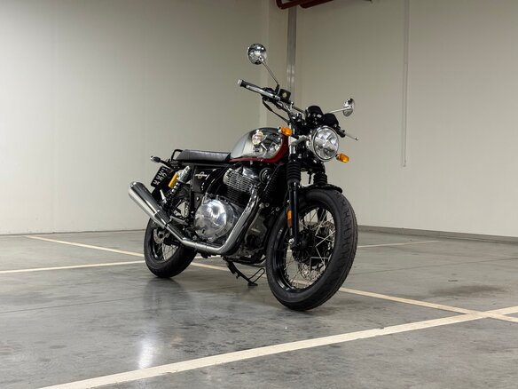 2026 Royal Enfield Interceptor, красный, 699000 рублей - вид 1