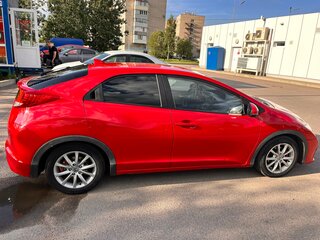 2012 Honda Civic IX, красный, 1100000 рублей, вид 2