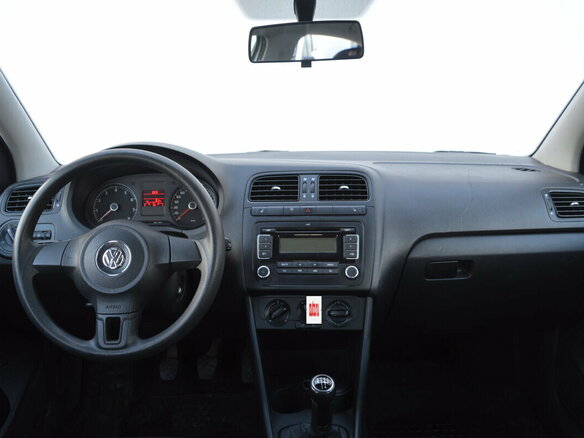 2011 Volkswagen Polo V, серебристый, 850000 рублей - вид 8