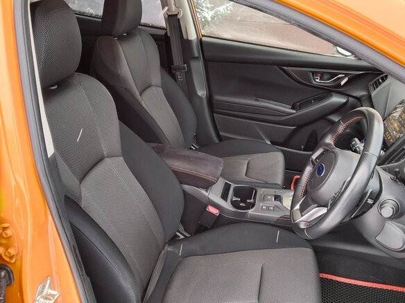 2019 Subaru XV II, оранжевый, 2000000 рублей - вид 9