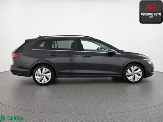 2023 Volkswagen Golf VIII, чёрный, 2790000 рублей, вид 4