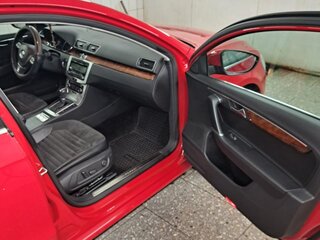 2011 Volkswagen Passat B7, красный, 2990000 рублей, вид 3