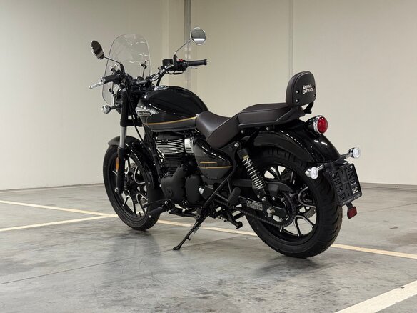 2026 Royal Enfield Meteor, чёрный, 519000 рублей - вид 4