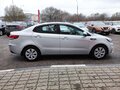 2016 Kia Rio III Рестайлинг, серебристый - вид 3