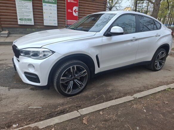 2016 BMW X6 30d II (F16), белый, 2800000 рублей - вид 3