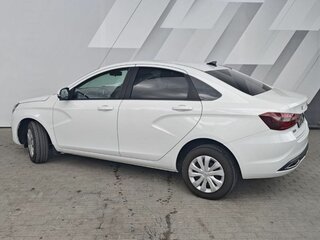 2024 Lada (ВАЗ) Vesta I Рестайлинг (NG), белый, 1198000 рублей, вид 5