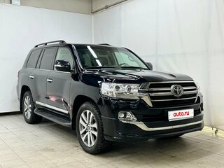 2018 Toyota Land Cruiser 200 Series Рестайлинг 2, чёрный, 9200000 рублей, вид 3