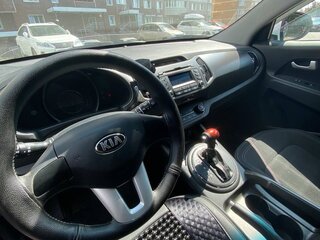 2013 Kia Sportage III, белый, 1150000 рублей, вид 5