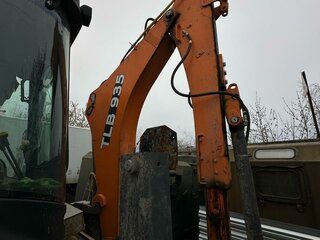 2021 UMG TLB935, красный, 5555555 рублей, вид 3