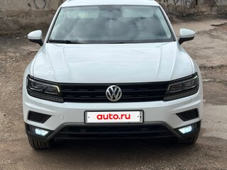 2017 Volkswagen Tiguan II, белый, 2150000 рублей, вид 3