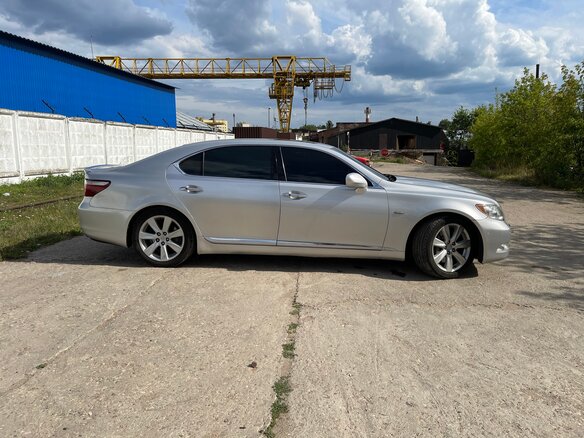 2007 Lexus LS Long 460 L IV, серебристый, 1850000 рублей - вид 2