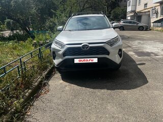 2020 Toyota RAV4 V (XA50), белый, 2890000 рублей, вид 2