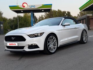2016 Ford Mustang VI, белый, 2500000 рублей, вид 3