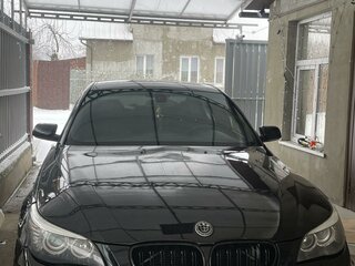 2004 BMW 5 серии 525i V (E60/E61), чёрный, 1280000 рублей, вид 2