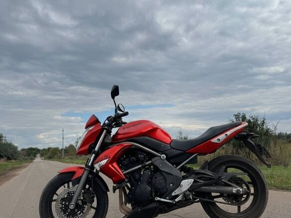 2011 Kawasaki ER-6N, оранжевый, 450000 рублей