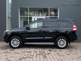 2014 Toyota Land Cruiser Prado 5-speed 150 Series Рестайлинг 1, чёрный, 3109000 рублей, вид 5