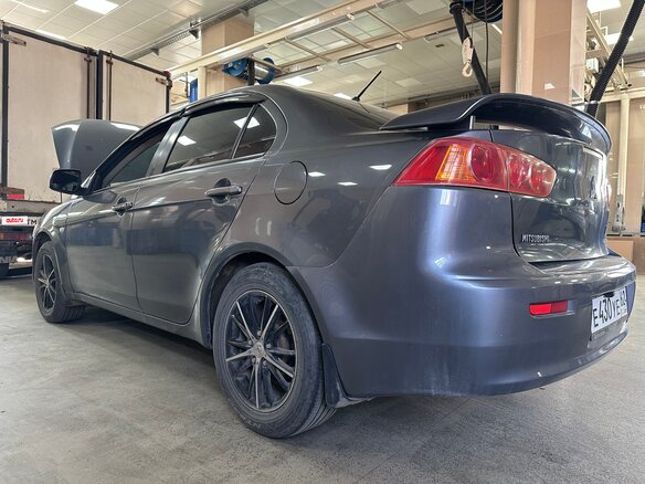 2008 Mitsubishi Lancer X, серый, 625000 рублей - вид 6
