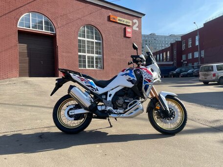 2024 Honda CRF 1100L Africa Twin, белый, 2300000 рублей, вид 2