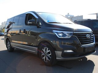 2018 Hyundai Grand Starex I Рестайлинг 2, чёрный, 3400000 рублей, вид 1