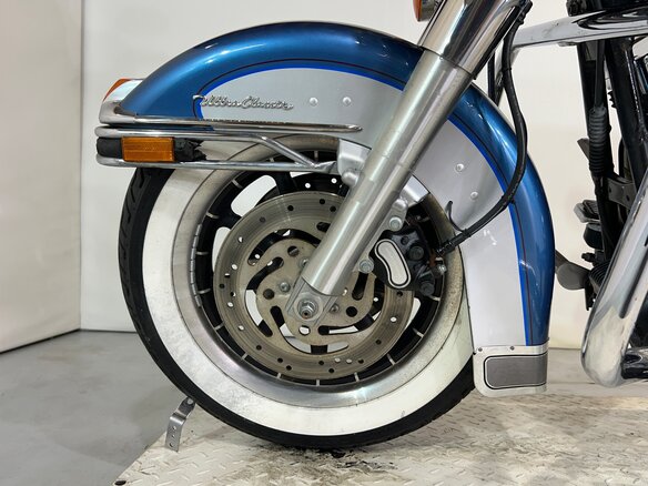 2005 Harley-Davidson Electra Glide, синий, 510000 рублей - вид 13