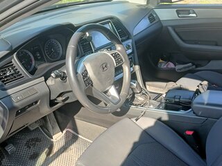 2018 Hyundai Sonata VII (LF) Рестайлинг, серый, 1690000 рублей, вид 5