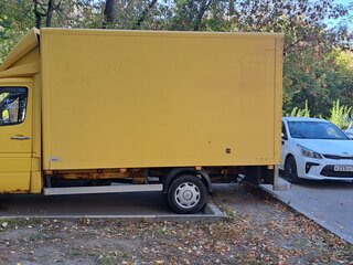 2005 Mercedes-Benz Sprinter, жёлтый, 1600000 рублей, вид 3