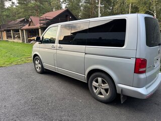 2013 Volkswagen Multivan T5 Рестайлинг, серебристый, 2300000 рублей, вид 4