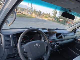 2015 Toyota HiAce H200 Рестайлинг, серебристый, 3890000 рублей, вид 5