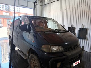 1995 Mitsubishi Delica IV, синий, 850000 рублей, вид 4