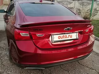 2020 Chevrolet Malibu IX Рестайлинг, красный, 1700000 рублей, вид 4