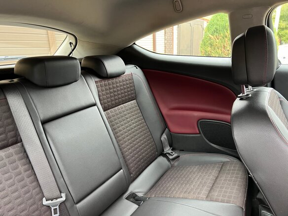 2013 Opel Astra GTC J Рестайлинг, красный, 899999 рублей - вид 14