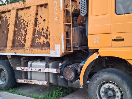 2013 Shacman (Shaanxi) F2000, жёлтый, 2700000 рублей, вид 1
