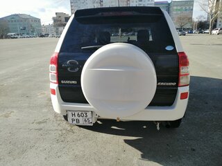 2005 Suzuki Escudo III, белый, 700000 рублей, вид 3