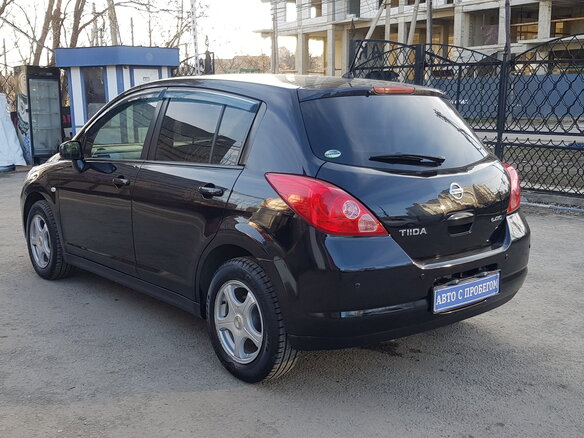 2007 Nissan Tiida I, чёрный - вид 3