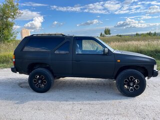 1988 Nissan Terrano I, чёрный, 350000 рублей, вид 4