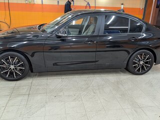 2018 BMW 3 серии 318i VI (F3x) Рестайлинг, чёрный, 2000000 рублей, вид 5