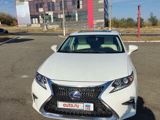 2012 Lexus ES 300h VI, белый, 3000000 рублей, вид 4