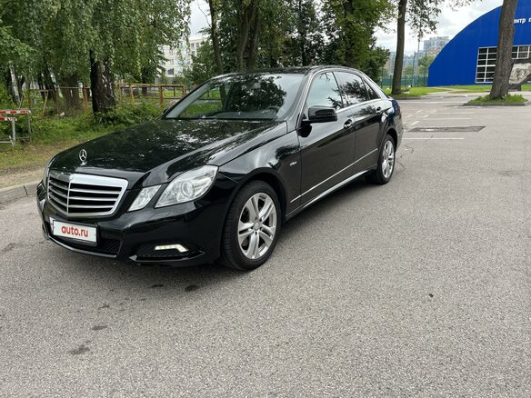 2009 Mercedes-Benz E-Класс 250 5G-Tronic IV (W212, S212, C207), чёрный, 1950000 рублей - вид 1