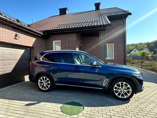 2019 BMW X5 40i IV (G05/G18), синий, 4444000 рублей, вид 2