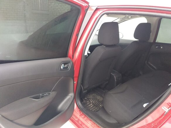 2010 Peugeot 308 I, красный, 530000 рублей - вид 14