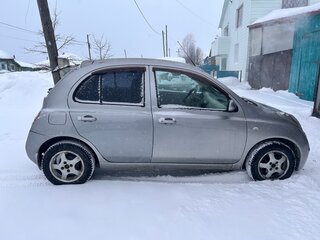 2004 Nissan Micra III (K12), серебристый, 420000 рублей, вид 2