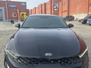 2021 Kia K5 III, чёрный, 2600000 рублей, вид 3