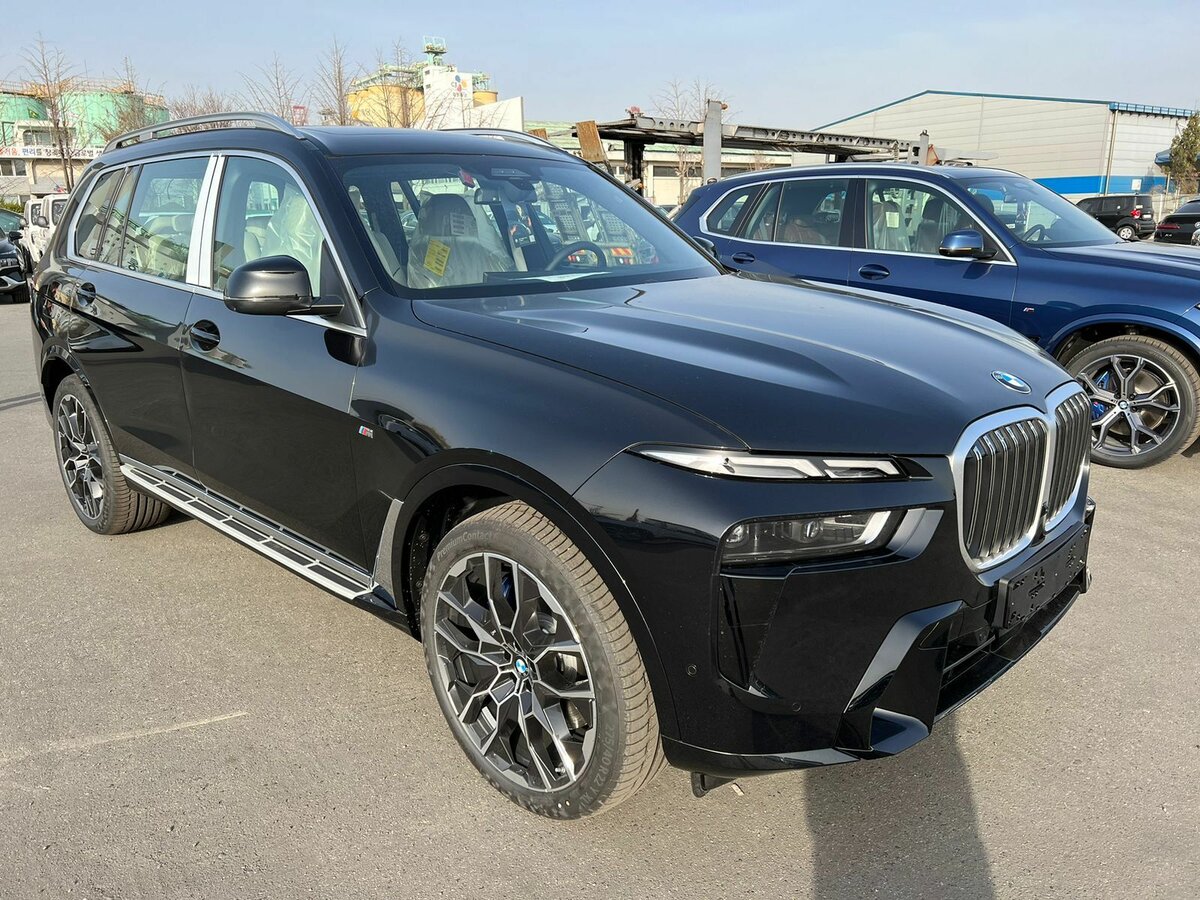Открыть фотографии: BMW X7 I (G07) Рестайлинг