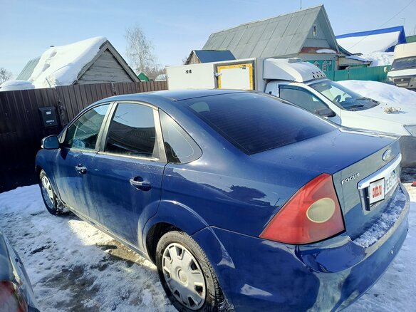 2009 Ford Focus II Рестайлинг, синий, 300000 рублей - вид 2